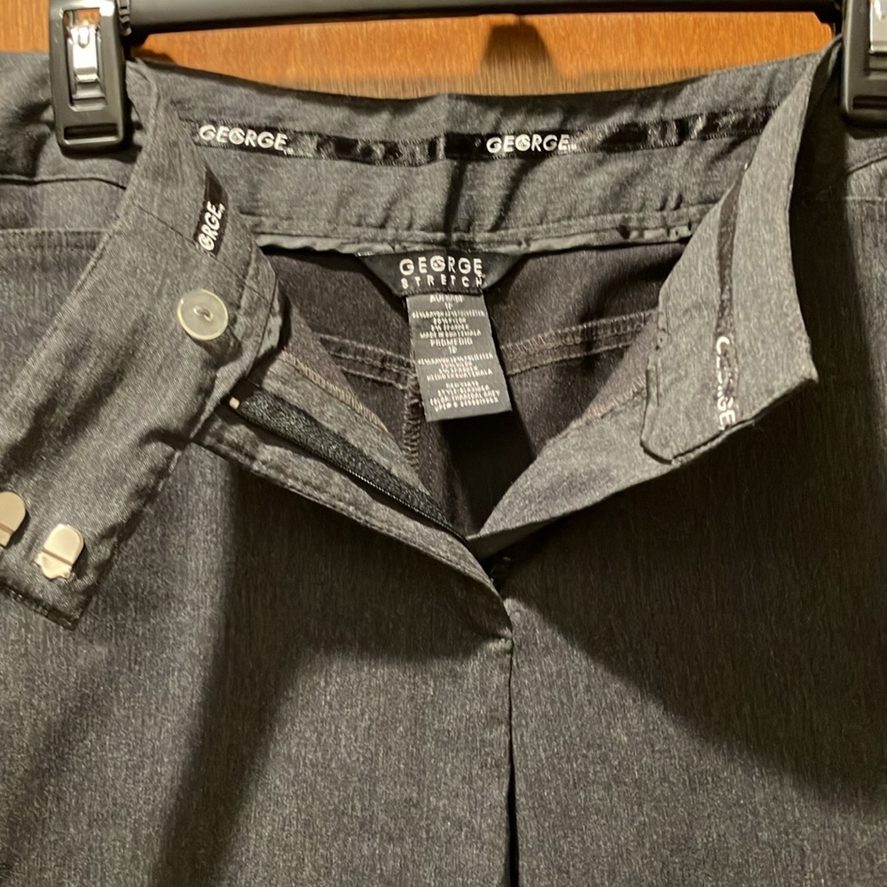 George - Gray stretch Slacks - Picture 5 of 7
